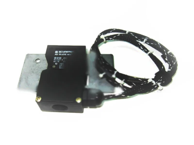 35L1725 IBM 3584 Door Interlock Assembly Z7